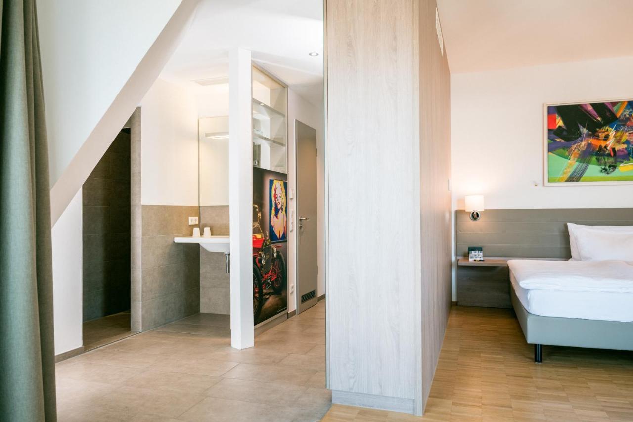Hotel Trezor Singen Ngoại thất bức ảnh